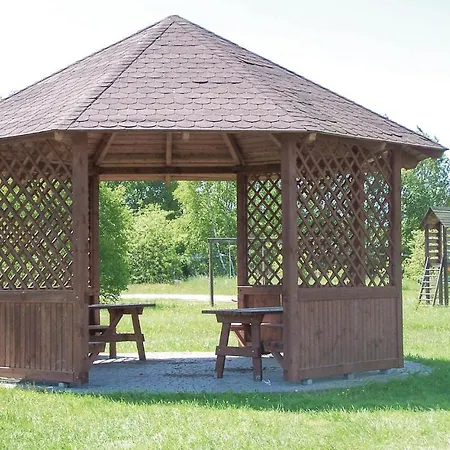 Three-bedroom Holiday In
