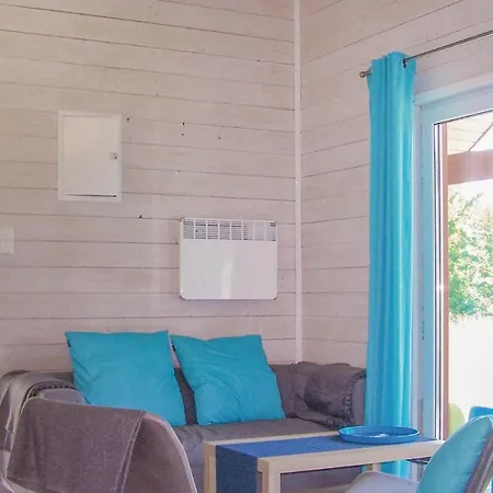 Three-bedroom Holiday In