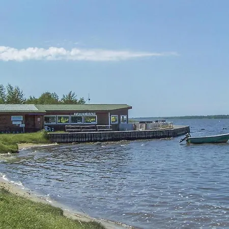 Three-bedroom Holiday In Sarbsk